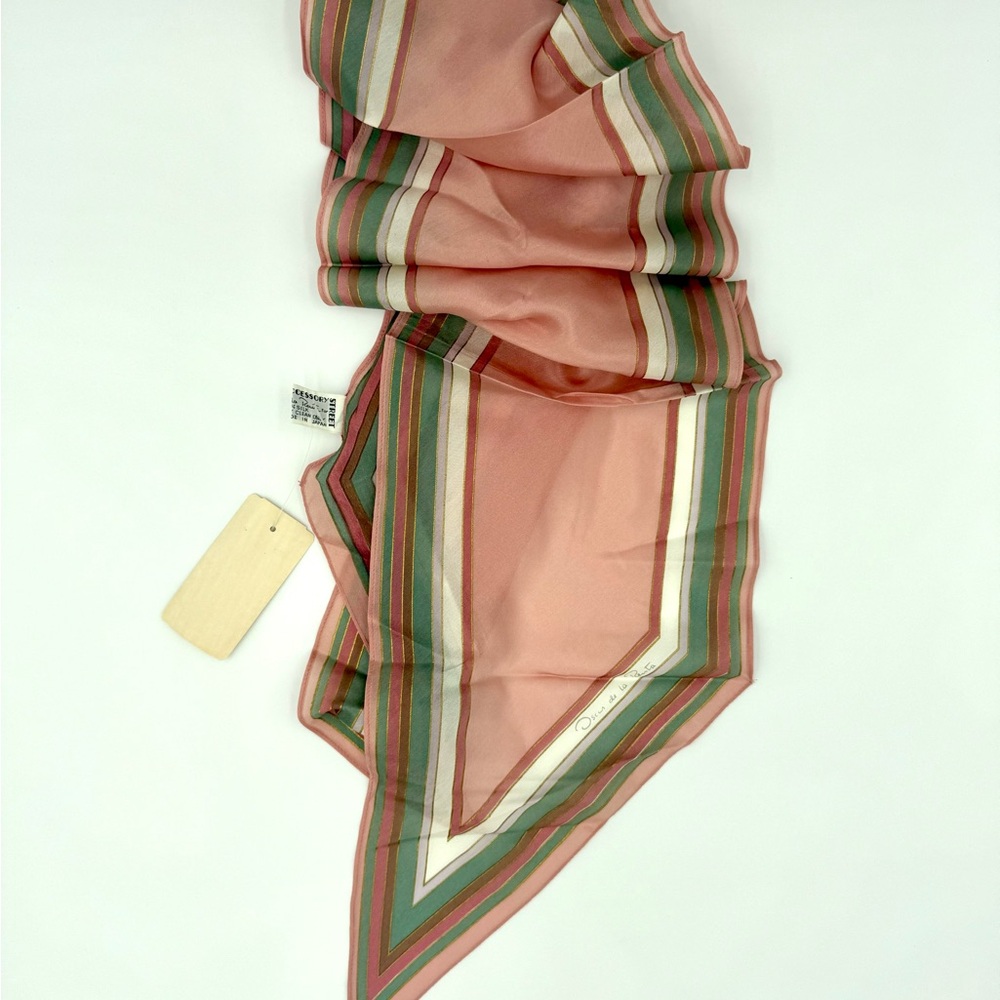 NWT Oscar de la Renta silk scarf